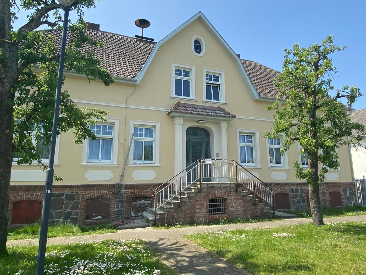 Fewo In Neustadt/Dosse, Der Stadt Der Pferde Leddin Esterno foto